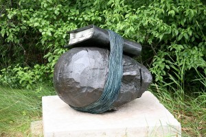 800px-Listening_to_History