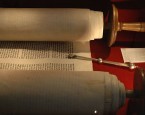 800px-Torah_and_jad